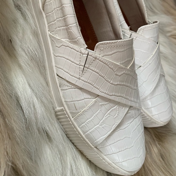 Halogen Shoes - Snake skin platform slip on sneakers